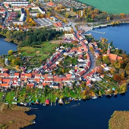 Mit Terrasse, Garten Und Grill Marienfelde
