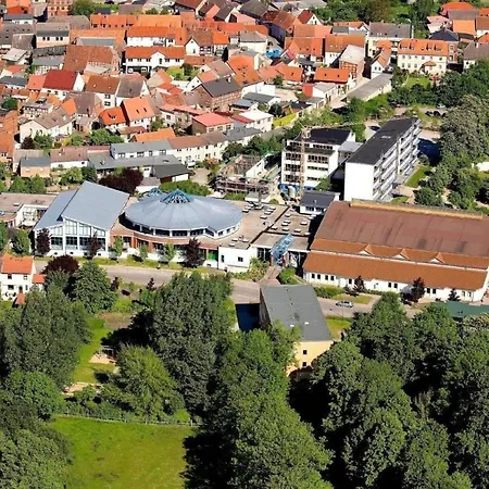 Apartment Mit Terrasse, Garten Und Grill